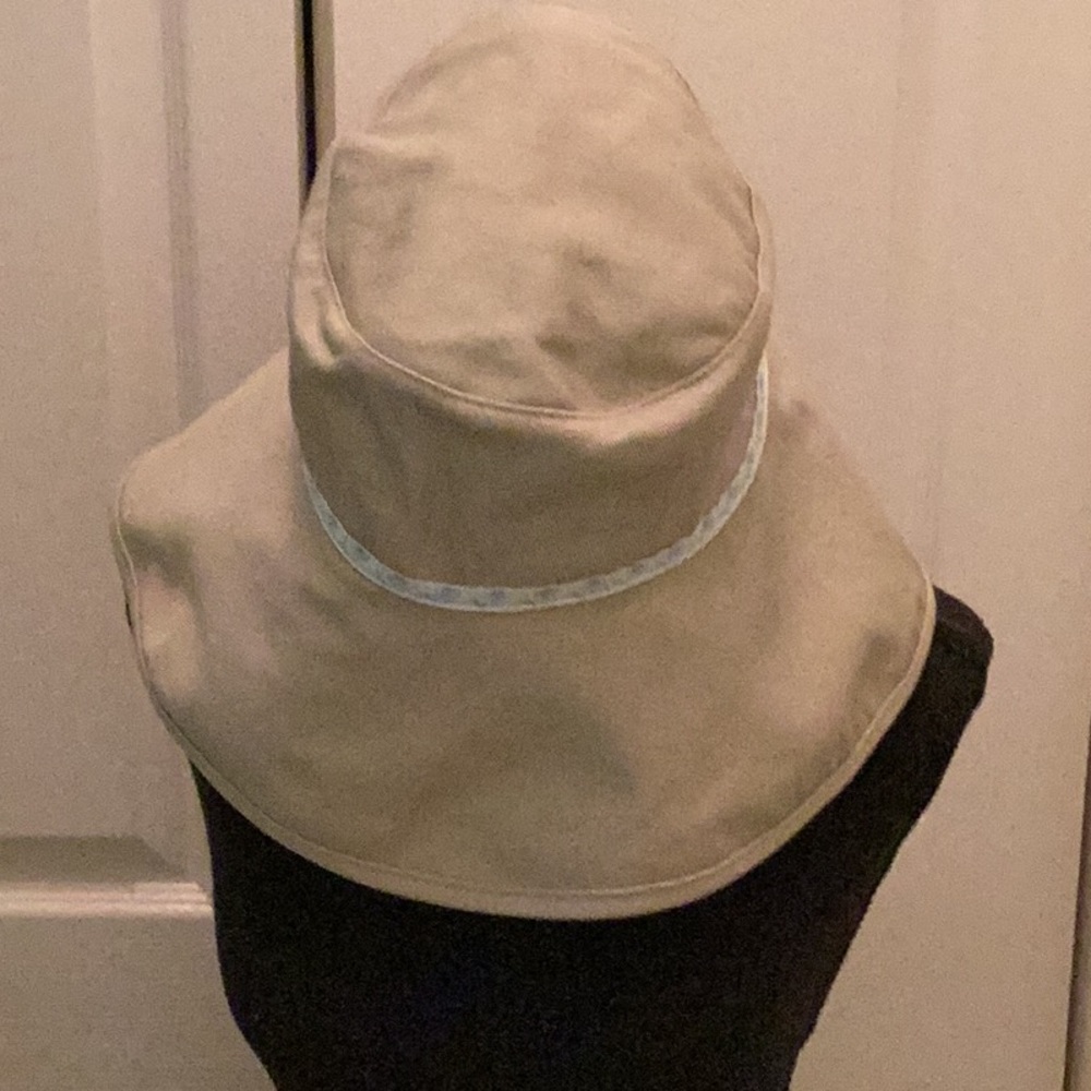 😎🌴NWT Fun Floppy Unisex Cap Closet Must Have Makes Perfect Gift 🌴😎